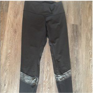 Lululemon sz 12 long black work out legging